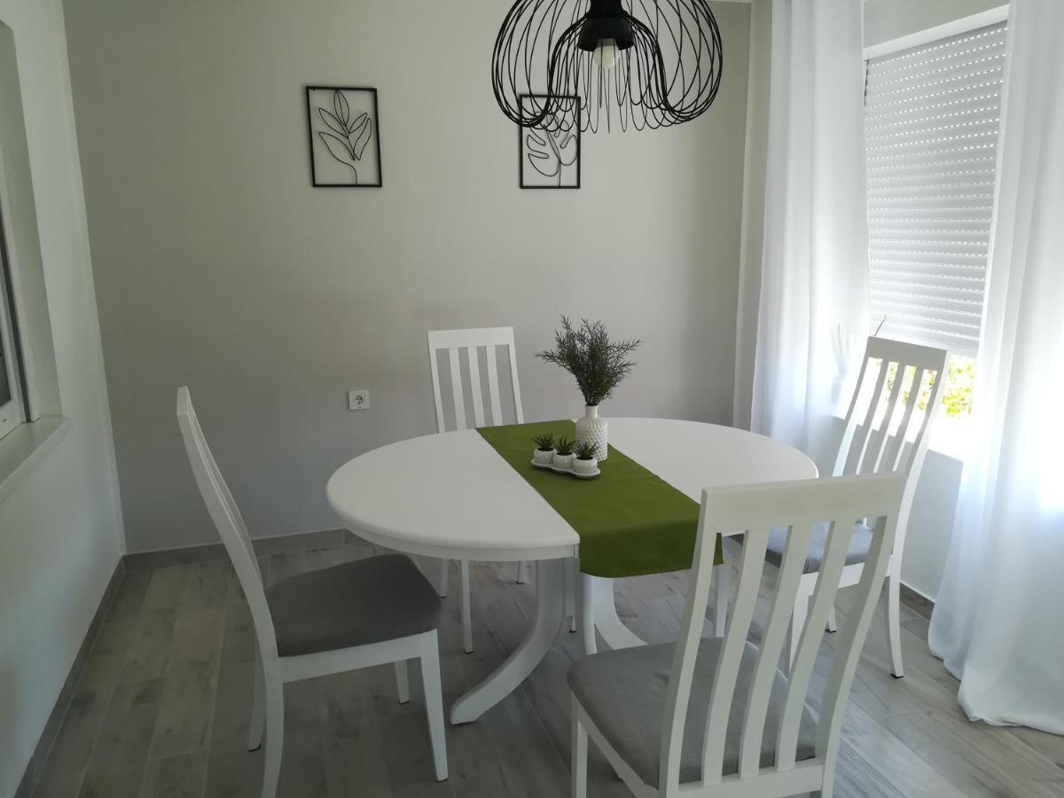 Apartmani Hermes Jadrija Exteriér fotografie